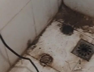 卫生间地面渗水频发？深度解析原因与科学防水对策