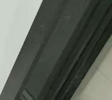 飘窗阳台窗户缝隙渗水 只打胶有用吗?