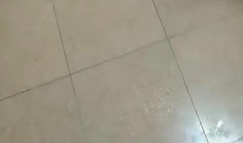 墙皮看着是干的，湿度检测仪为什么在报警